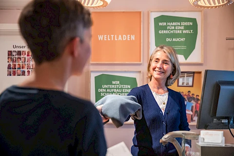 Weltläden sind die Fachgeschäfte für Fairen Handel